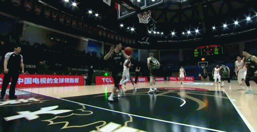 开云app-爆发内讧！南京同曦主帅：比赛出现了突发情况 我们做一些调整|王世龙|福建男篮|赵柏清|郭昊文|男篮_新浪体育_新浪新闻